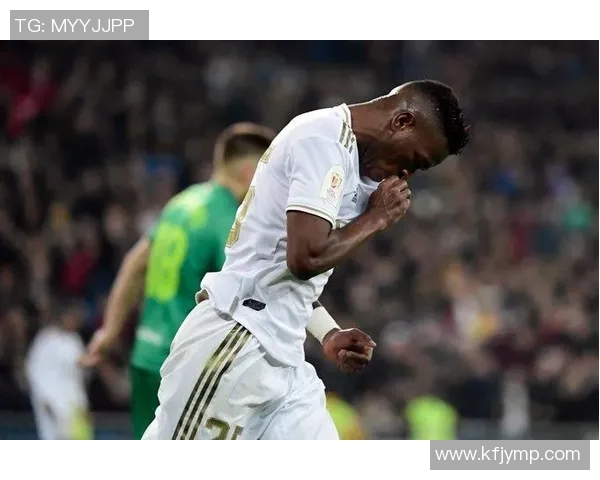 齐达内如何凭借卓越领导力引领皇家马德里重返巅峰之路