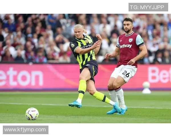 哈兰德球服热销背后的故事与足球明星的魅力解析