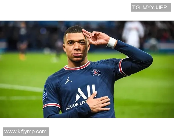 足球明星儿子搞笑瞬间合集让人捧腹大笑的可爱瞬间